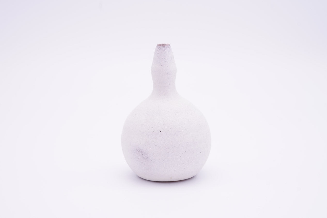 越前焼 雪釉一輪挿|Echizen Ware "Snow White Glazed Bud Vase"