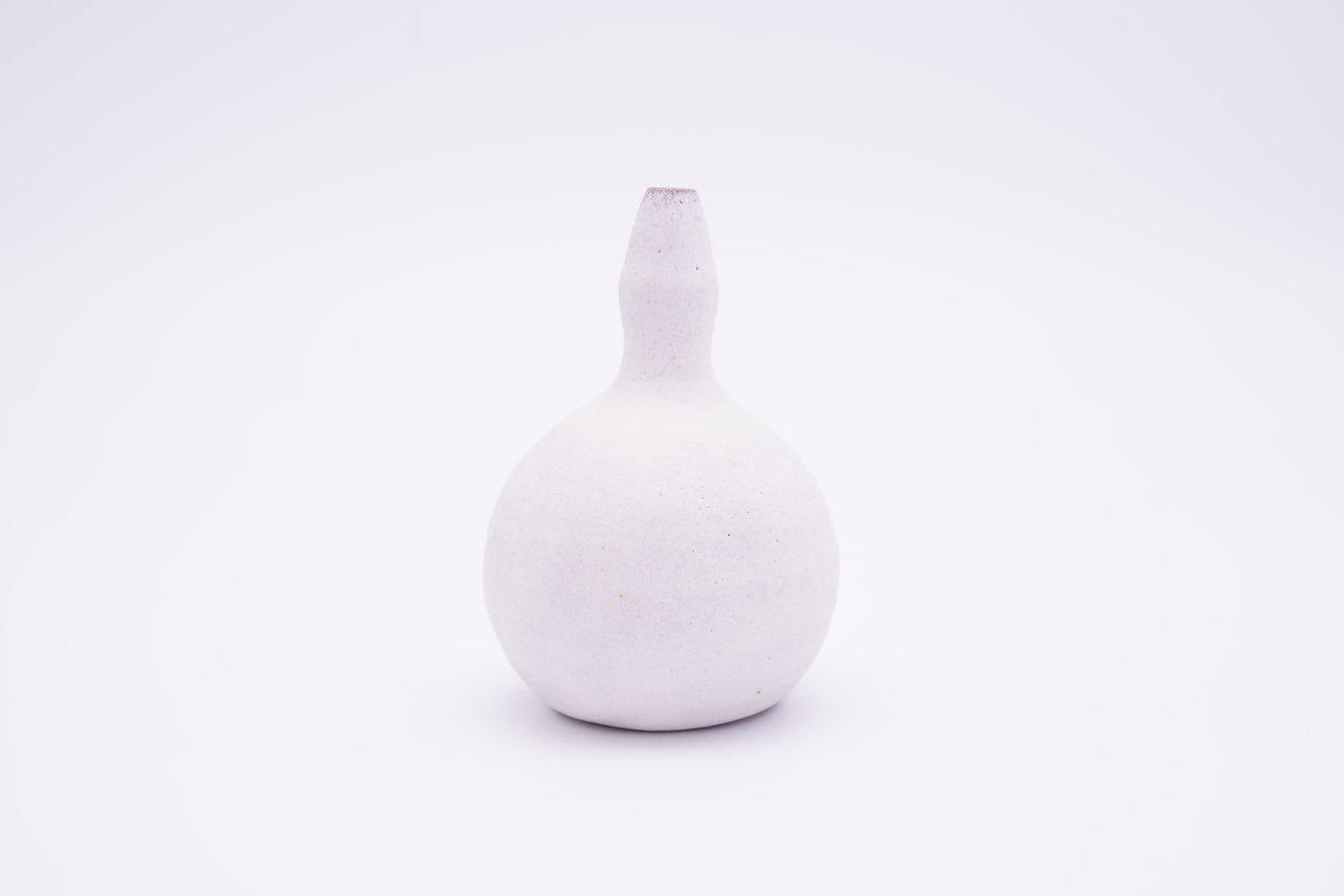 越前焼 雪釉一輪挿|Echizen Ware "Snow White Glazed Bud Vase"
