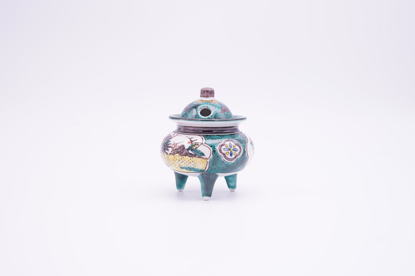九谷焼　豆香炉　古九谷花鳥（木箱付き) | Kutani Ware Small Incense Burner "Kokutani Kacho style " (with a wooden box)